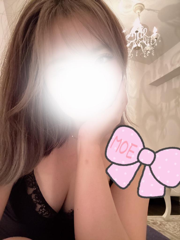 兼近もえ
