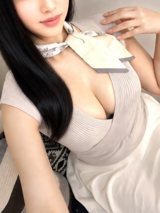 花沢なるみ